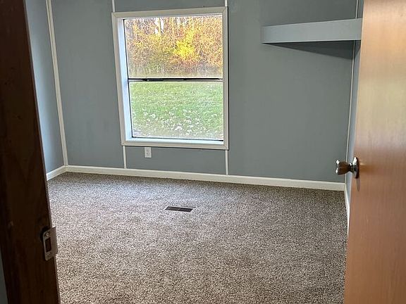 4th image of 1710 S Walnut St Unit 76