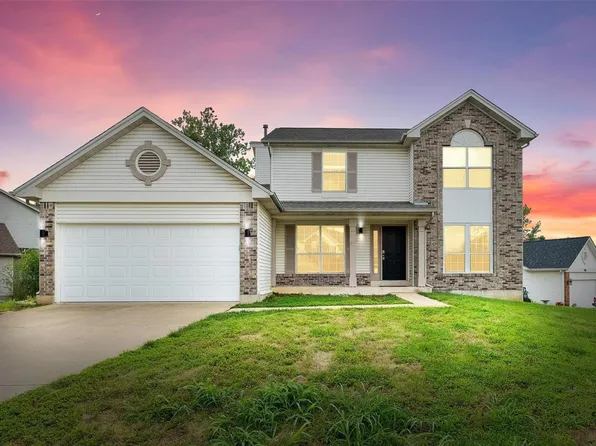 131 Meramec Ridge Dr, Fenton, MO 63026