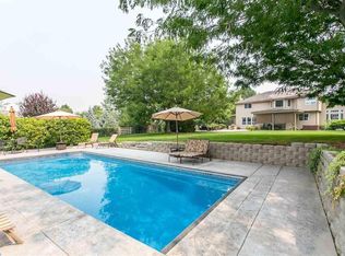 1117 Country Ridge Dr, Richland, WA 99352