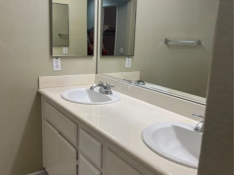 13991 Silver Creek Way — Photo 13