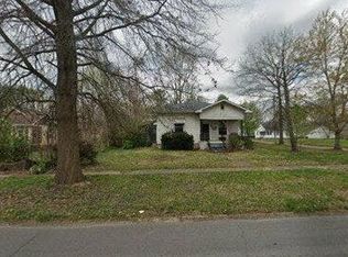 501 S 13th St, Herrin, IL 62948