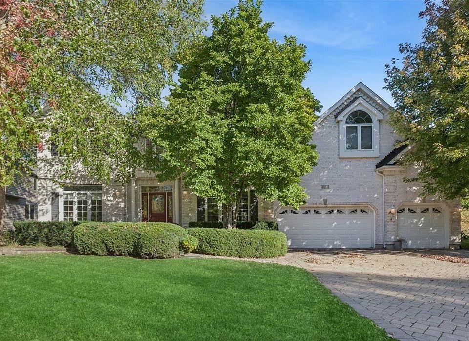 1st image of 884 Twin Elms Ln