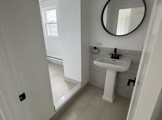 (Undisclosed Address), Ravena, NY 12143