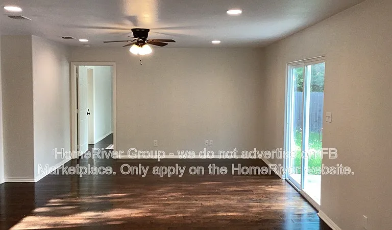 3017 N Hickory St — Photo 3