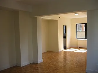 Rented by Classic Marketing- 530 Park1