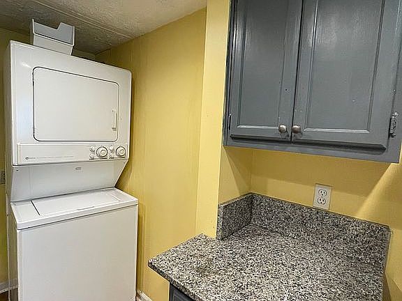 4th image of 2727 Palo Verde Ct