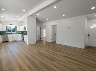 1570 E 26th St, Merced, CA 95340