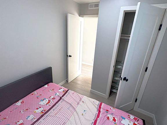 5th image of 250A Carlton Ave