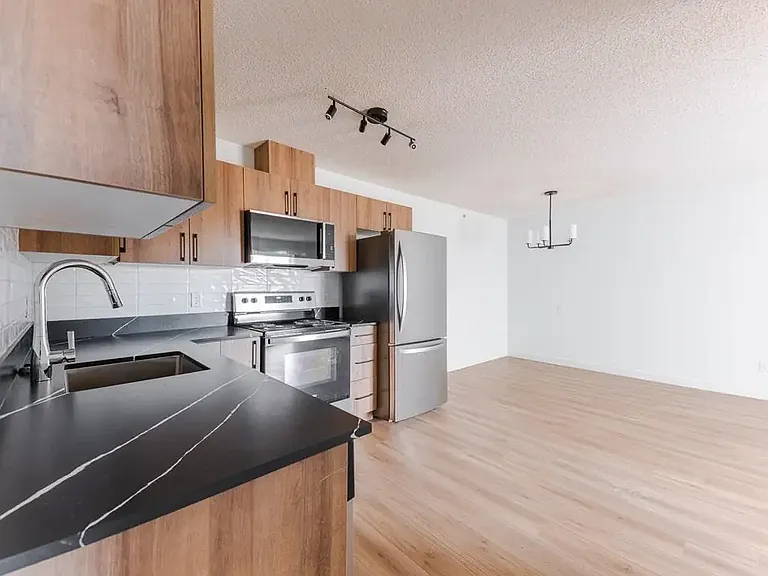 609 King St — Photo 5