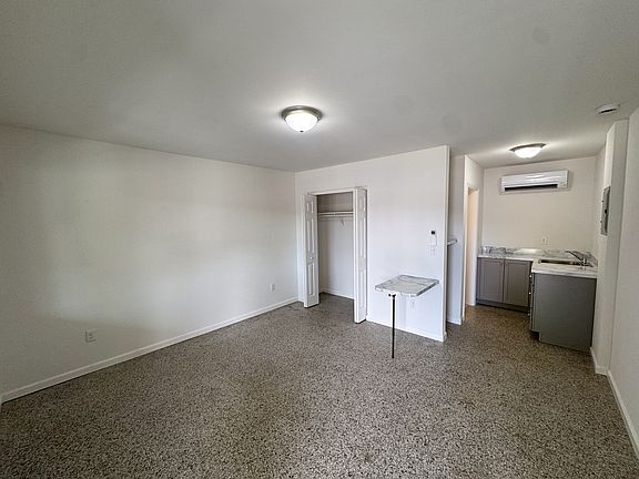 2nd image of 1595 Soco Rd APT 4