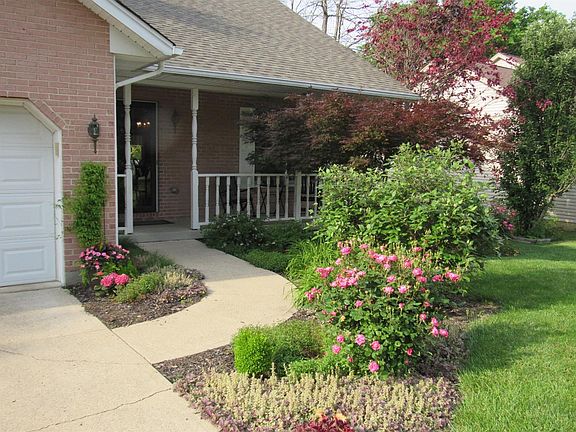 3rd image of 508 Smalley Blvd