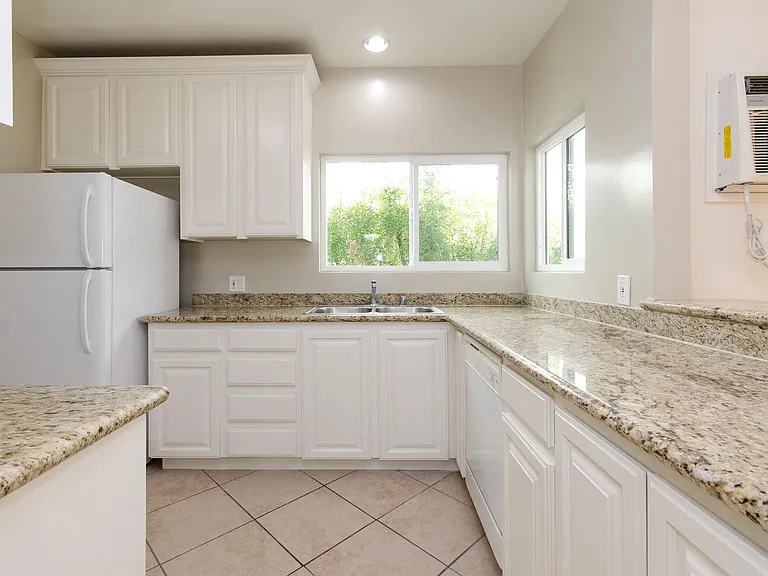11848 Dorothy St #7 — Photo 5
