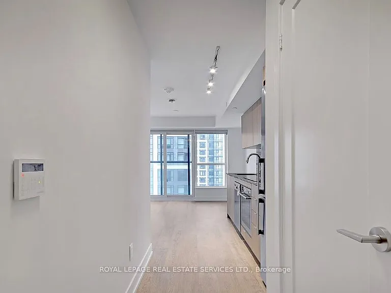 5 Mabelle Ave S #2631 — Photo 4