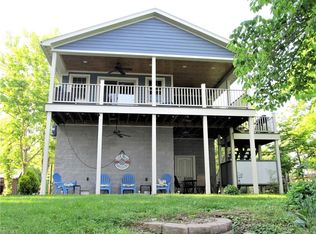 33 Nassau St, Coolville, OH 45723