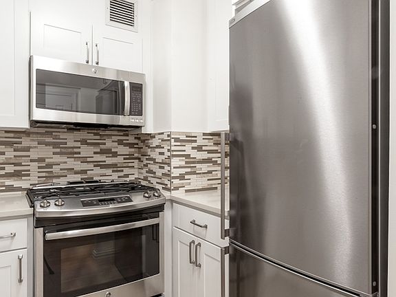 5th image of 55 W 14th St APT 3K