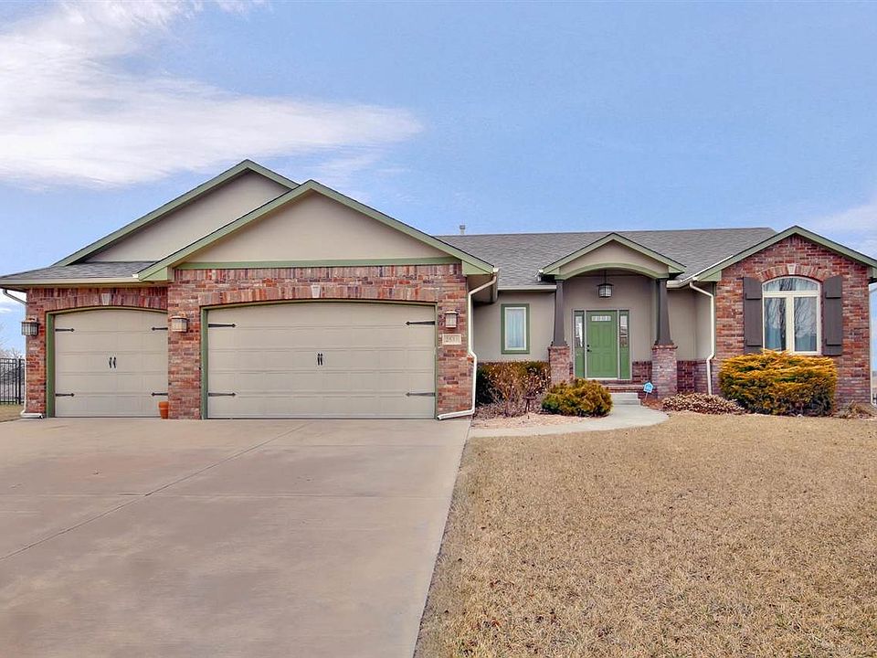 1st image of 2531 N Ridgehurst Ct