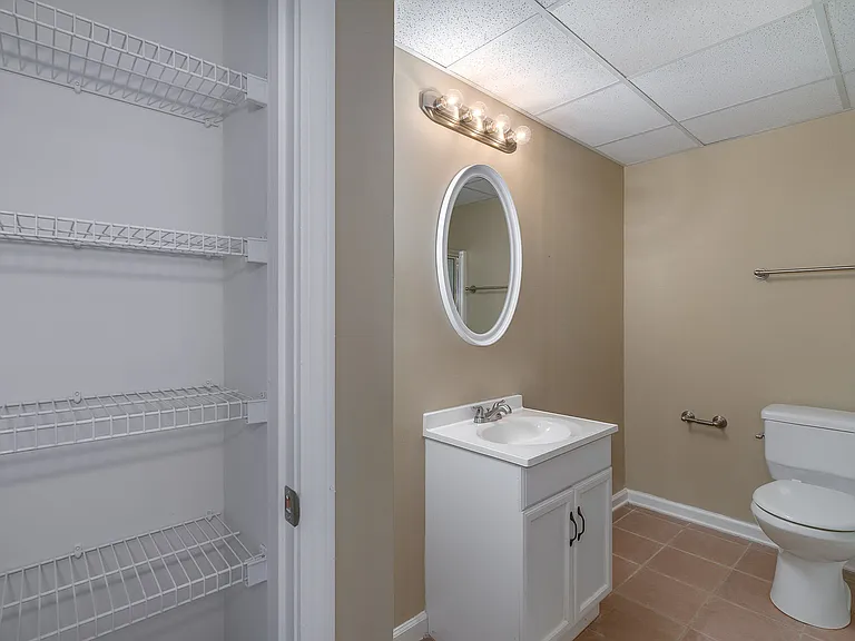8675 Copperridge Dr — Photo 30