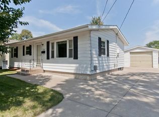 2370 1st Ave, Marion, IA 52302