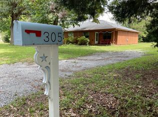 305 W Lee St, Brooklet, GA 30415