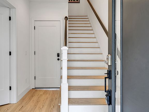 4th image of 1408 Napoleon St #1408