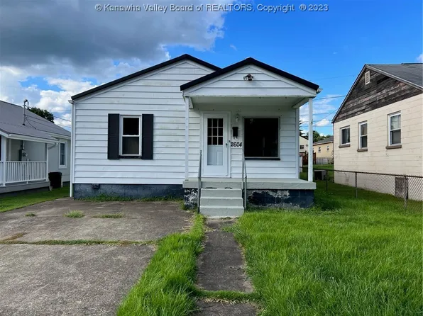 2604 Monroe Ave, Saint Albans, WV 25177