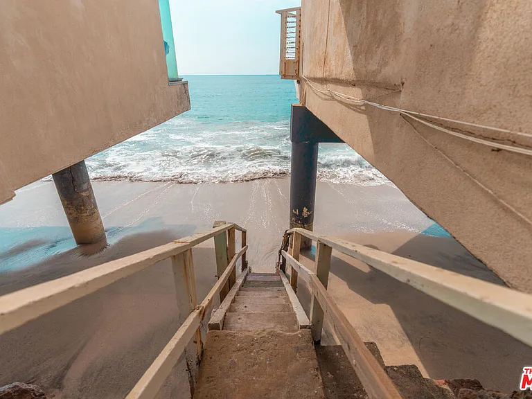 27112 Malibu Cove Colony Dr — Photo 40