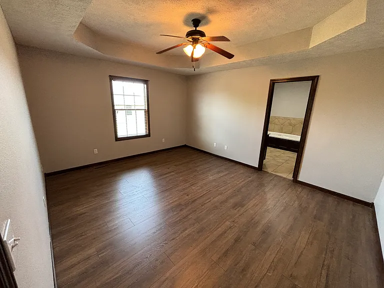1442 N Opportunity Ave — Photo 20