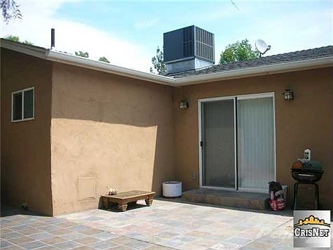 2nd image of 5207 Canoga Ave