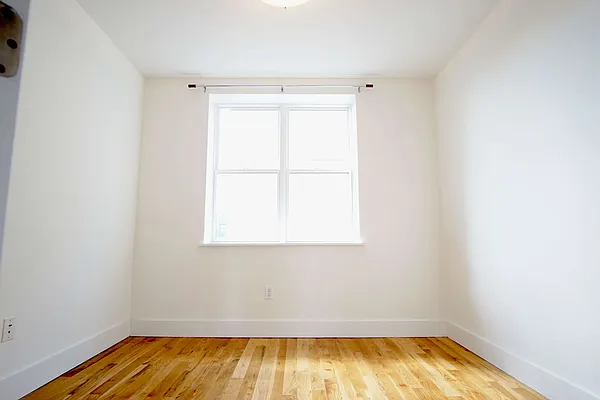 Rented by Lofts and Flats LLC | media 24