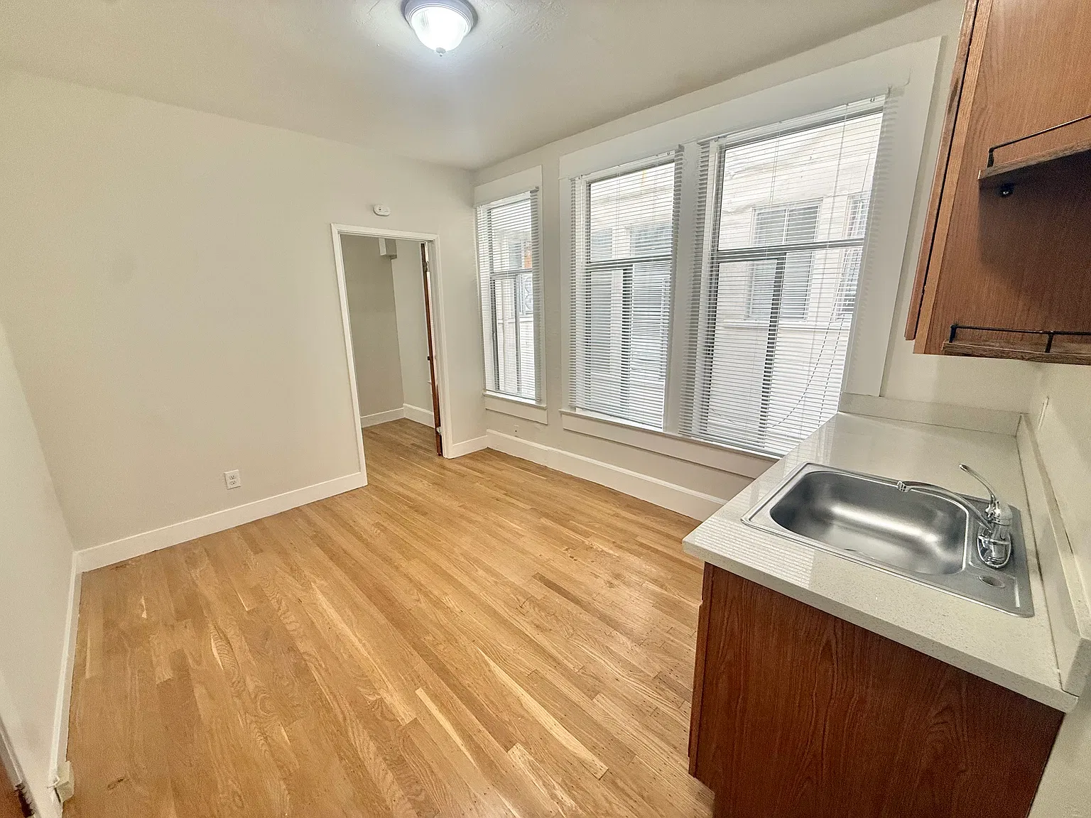 Studio, 350 sqft, $2,650 — Photo 4