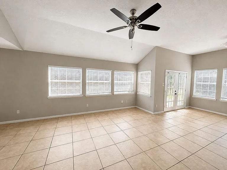 7142 River Garden Dr — Photo 8