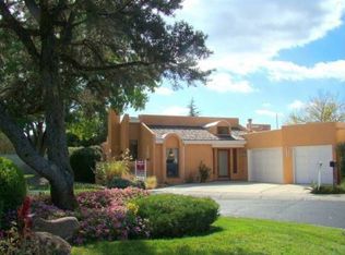 9716 Colonial Cir NE, Albuquerque, NM 87111