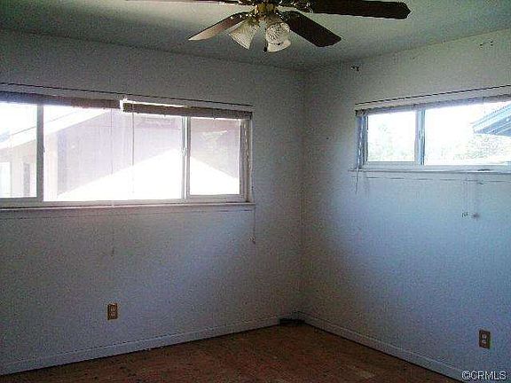 3rd image of 704-385 Bangham Ln