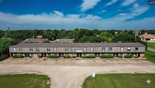 350 N Avenue D Photo 1