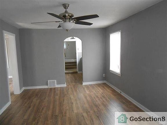 3rd image of 2506 E 28th St