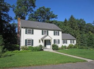 9 Swarthmore Rd, Wellesley, MA 02482
