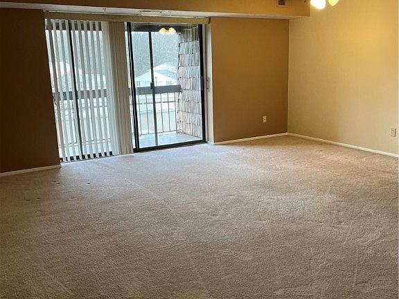 5th image of 9511 Sunrise Blvd