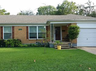 2812 Lockhart Ave, Dallas, TX 75228