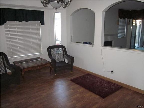 4th image of 854 Don Dr