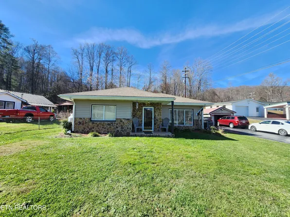 775 N Kentucky St, Pennington Gap, VA 24277