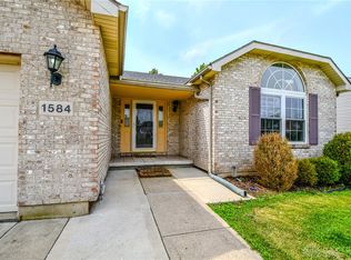 1584 Farrington Dr, Dayton, OH 45420