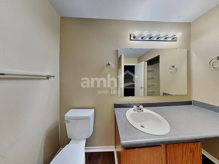 2335 Bridlewood Dr — Photo 12