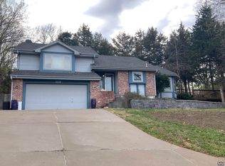 4507 NW 50th Ct, Topeka, KS 66618