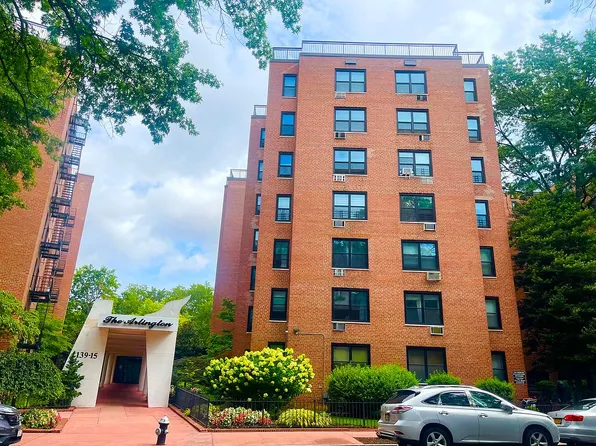 13915 83rd Ave APT 536, Jamaica, NY 11435