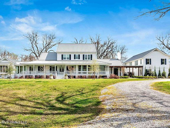 2nd image of 1405 Church Hill Rd