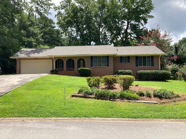 2305 Village Dr, Covington, GA 30016