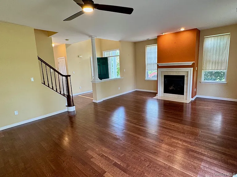 8 Green Ct — Photo 12