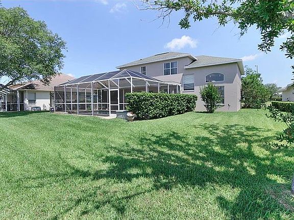 3rd image of 526 Lakewood Dr