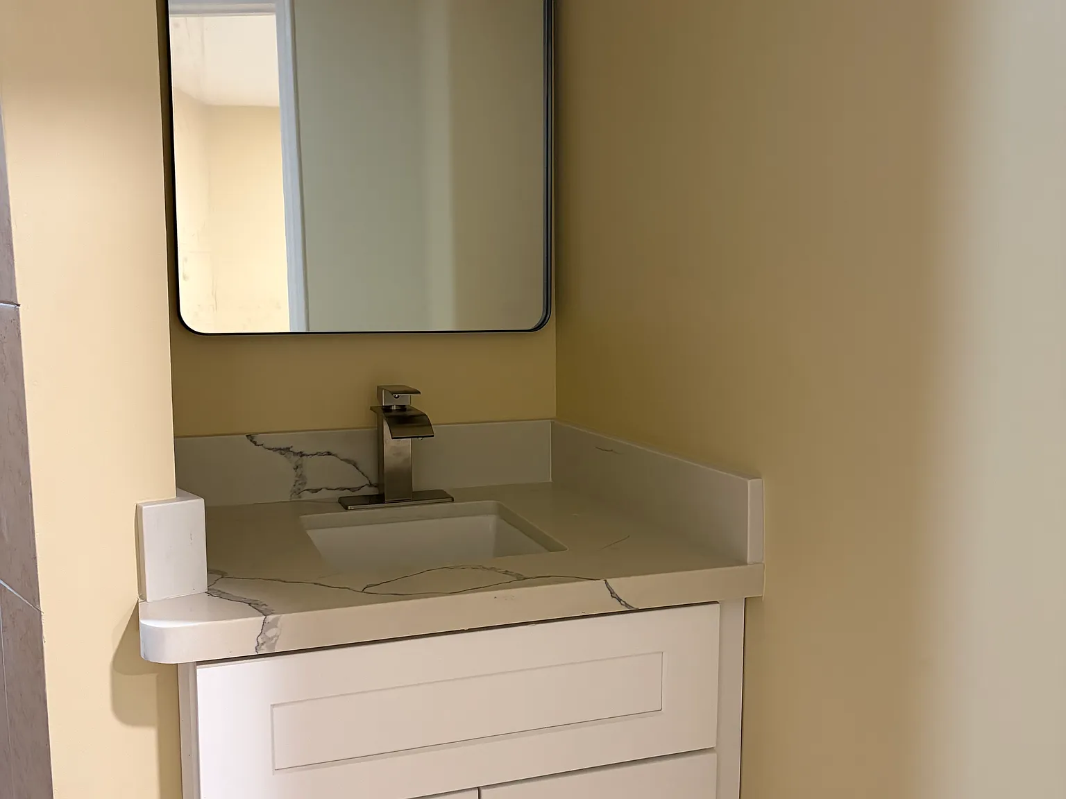 Studio, 400 sqft, $1,550 — Photo 3