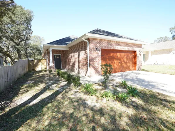 1568 Pine St, Niceville, FL 32578